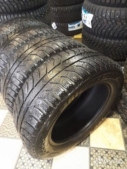 Bridgestone Ice Cruiser 7000 205/60 R16