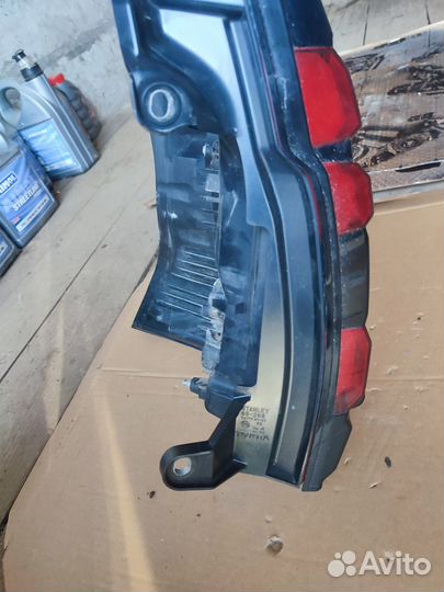 Фонарь задний правый Toyota Land Cruiser Prado 150