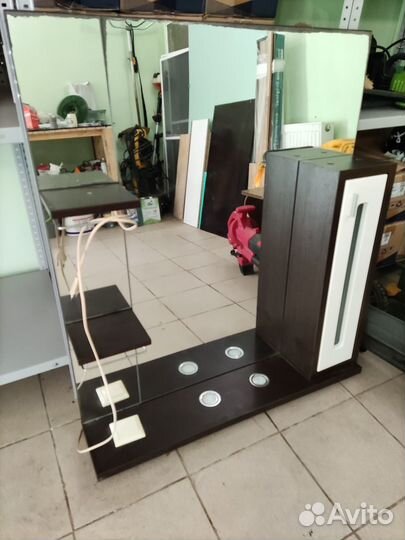 Зеркало с подсветкой и полками в ванную 90*100см