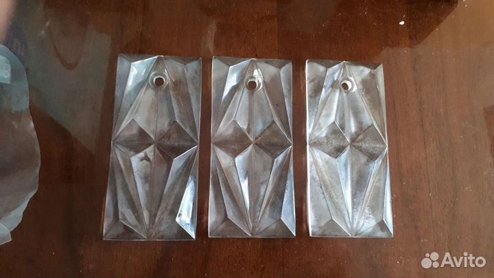 Запасные детали к хрустальной люстре