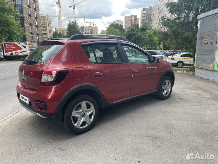 Renault Sandero Stepway 1.6 AT, 2016, 155 000 км