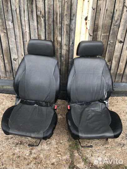 Переднее сиденье левое правое Daewoo Nexia N150