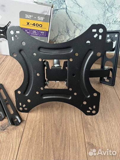 Кронштейн для телевизора наклонно поворотный