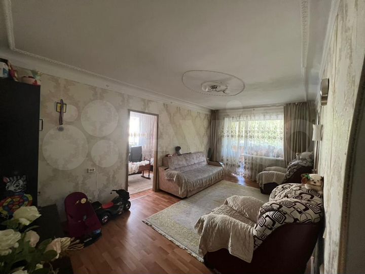 2-к. квартира, 49 м², 2/4 эт.