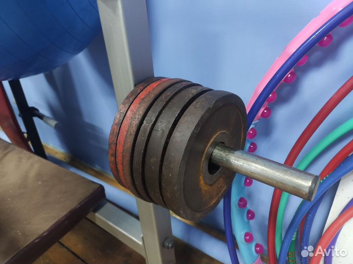 Скамья для жима со стойками и штангой бу