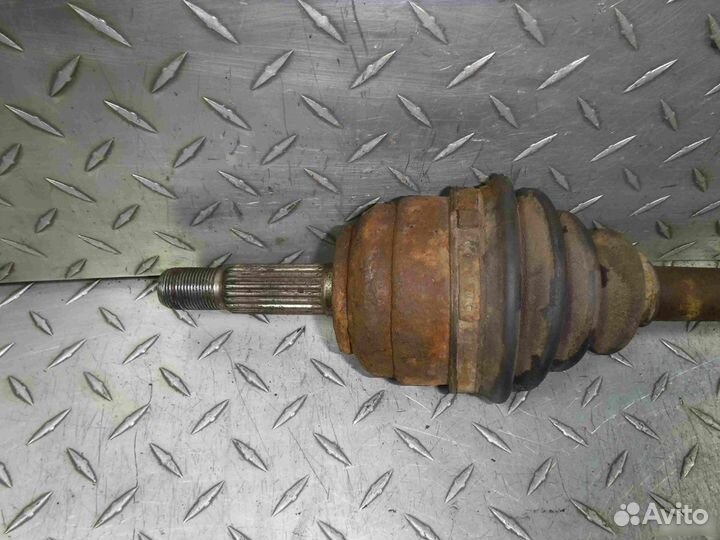 Полуось передняя левая Renault R19 1992-2002