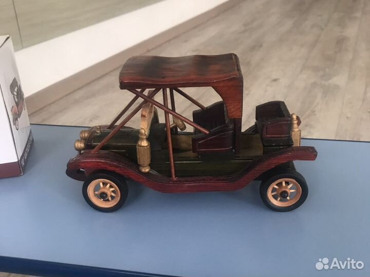 Модель автомобиля