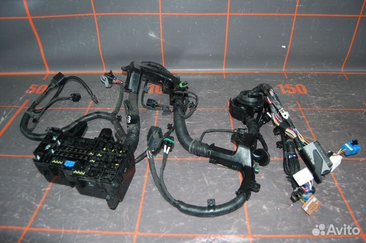 Проводка моторного отсека с блоком - Hyundai H-1