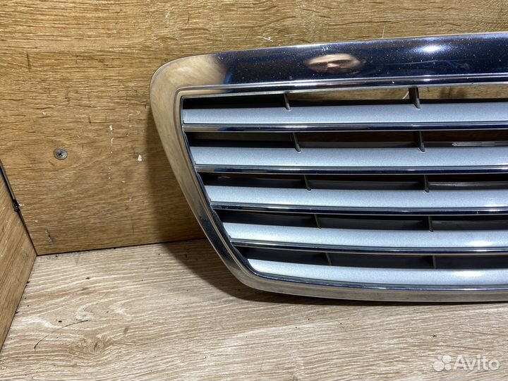 Решетка радиатора Mercedes Benz W211 дорест 130395