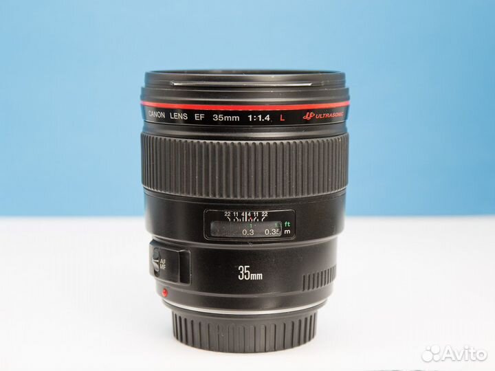 Canon EF 35mm f/1.4L USM