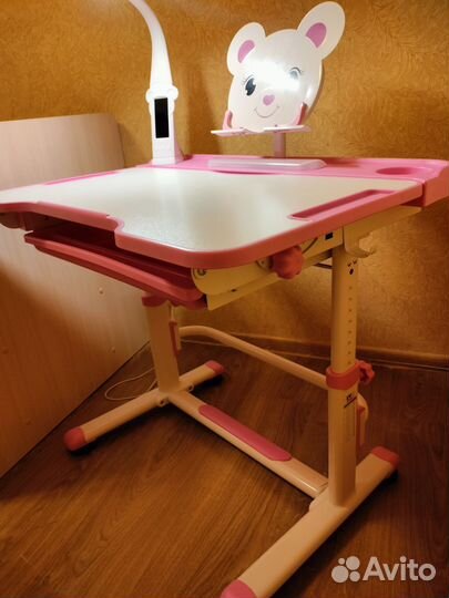 Письменный стол детский