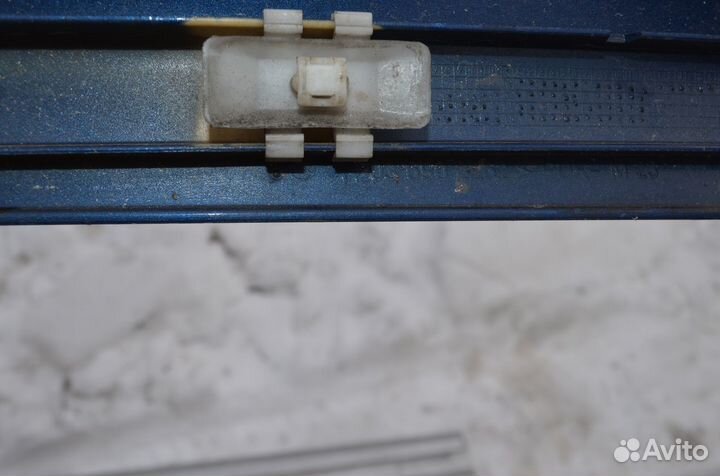 Молдинг двери передней правой w203