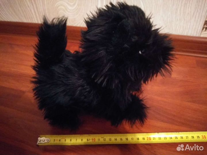 Собачка. Гавкает, ходит, приседает