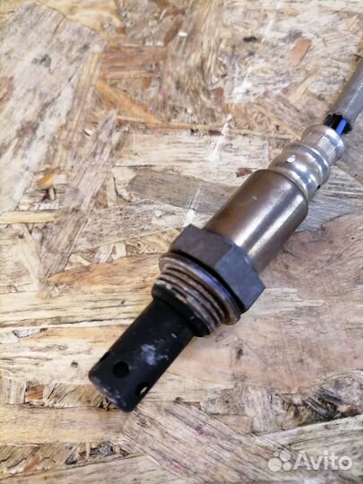 Лямбда зонд первый Toyota Avensis T25 2.0 1AZ-FSE