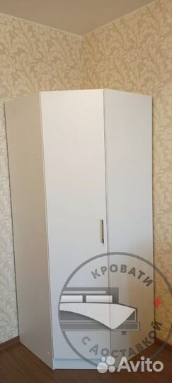 Шкаф распашной