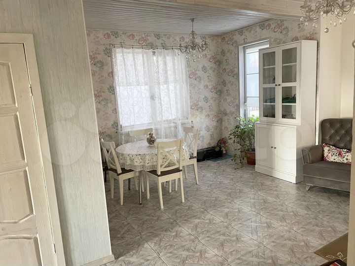 Коттедж 170 м² на участке 10,8 сот.