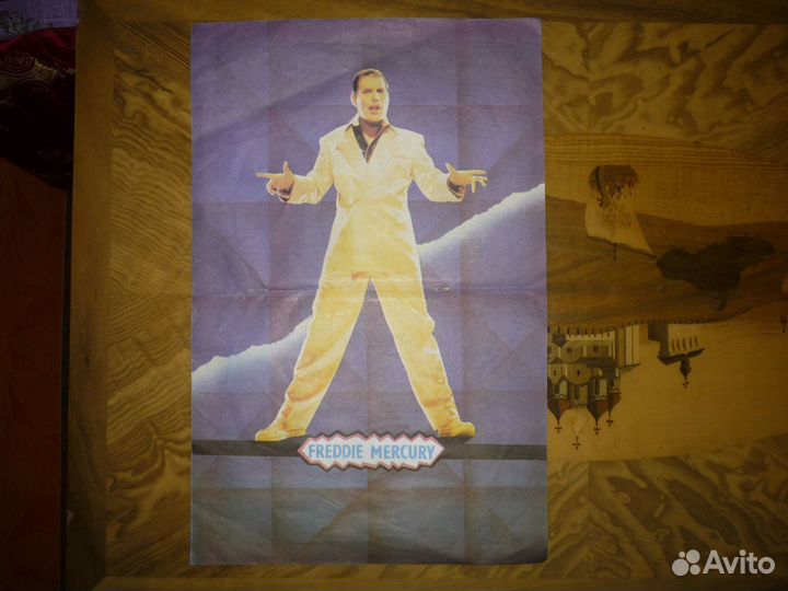 Книги плакат Цена за все