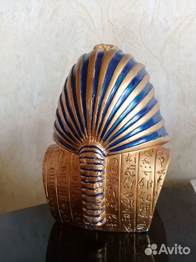 Бюст Тутанхамона