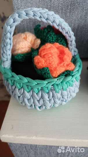 Вязаные корзинки ручной работы