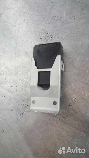 Блок электронный Nissan Liberty UA-RNM12 QR20DE