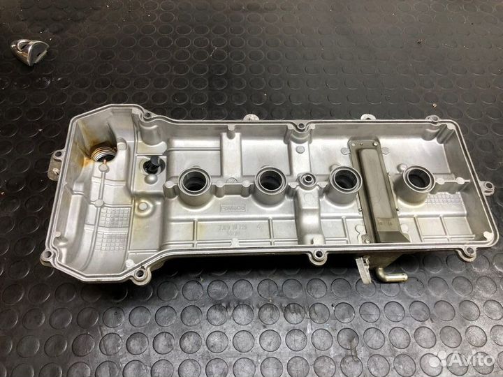 Клапанная крышка Mazda 3 BK