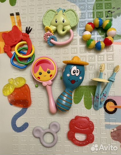 Игрушка-подвеска Tiny Love