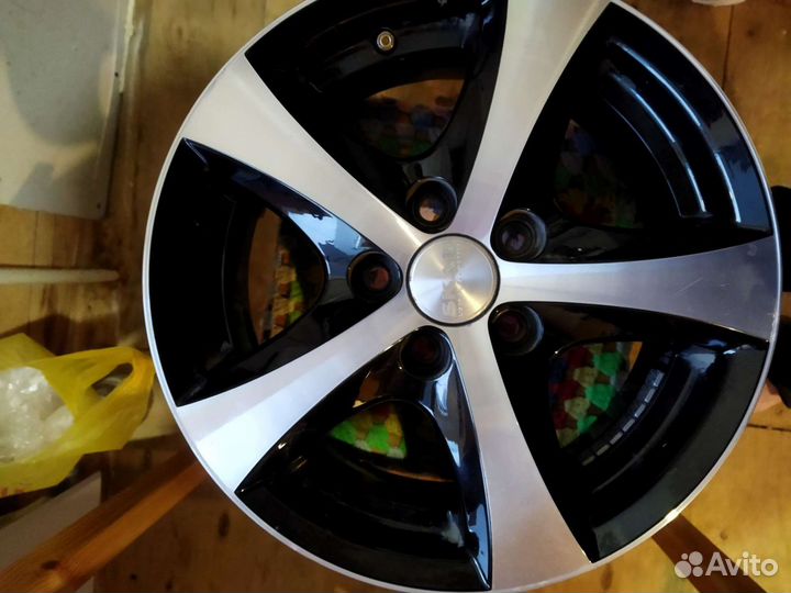 Продам литые диски