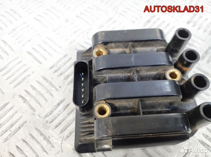 Катушка зажигания VW Golf 4 2.0 AZJ 06A905097