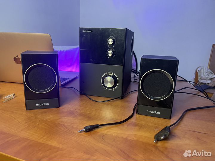 Колонки с сабвуфером 2.1. Microlab M223