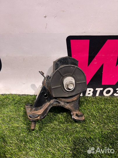 Подушка крепления кпп Lexus NX рест. 2020