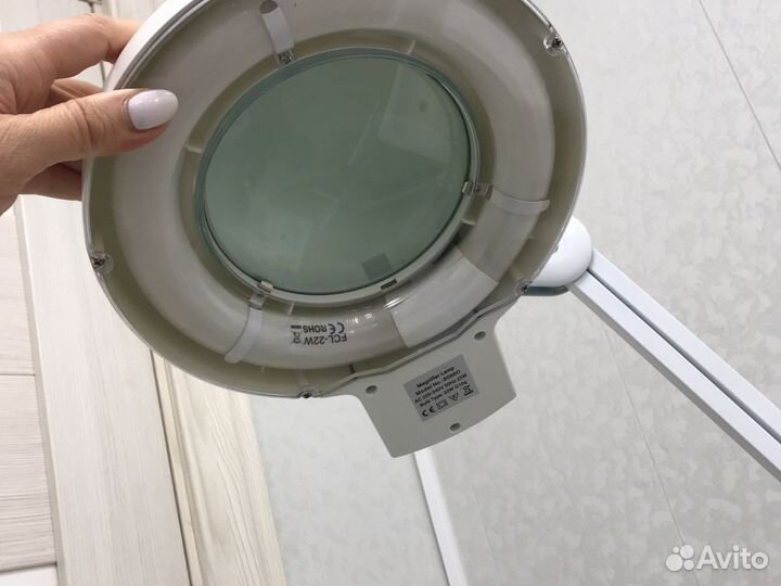 Лампа лупа напольная