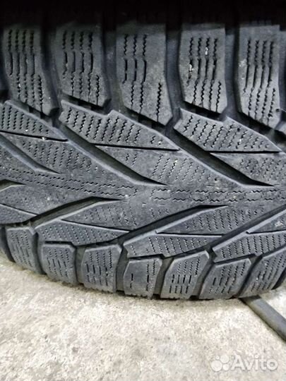 Nokian Tyres Hakkapeliitta R2 SUV 275/50 R20 113R