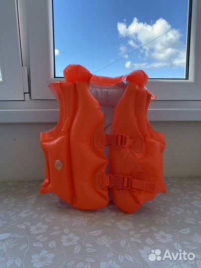 Жилет надувной спасательный детский