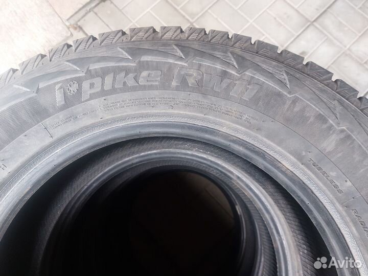 Hankook I'Pike RW11 235/65 R17