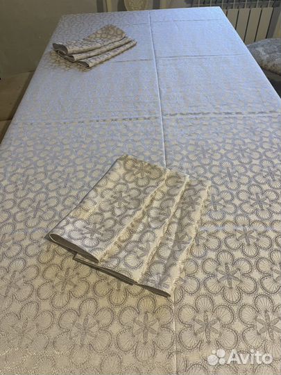 Скатерть новая