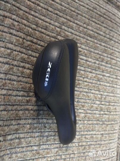 Седло для велосипеда кожаное