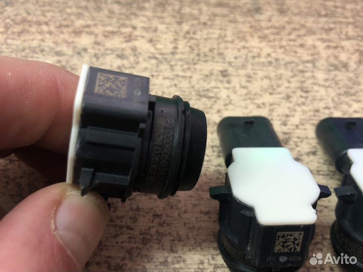 Датчик парковки Mercedes 0009050342