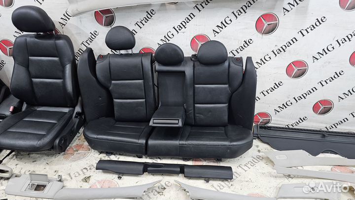 Салон в сборе на Mercedes - Benz W203