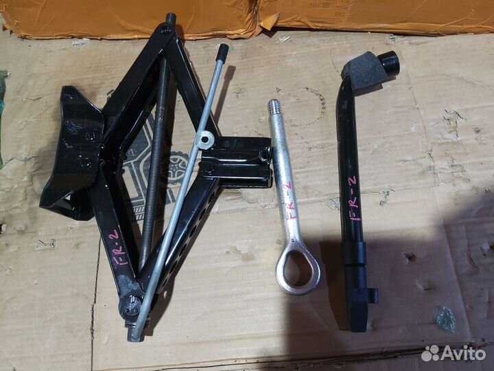 Домкрат+ Land Rover Freelander 2