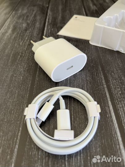 Быстрая зарядка на iPhone 20w