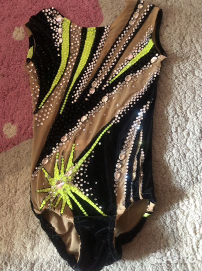 Купальник для художественной гимнастики