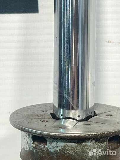 Амортизатор передний левый Chevrolet Aveo T300