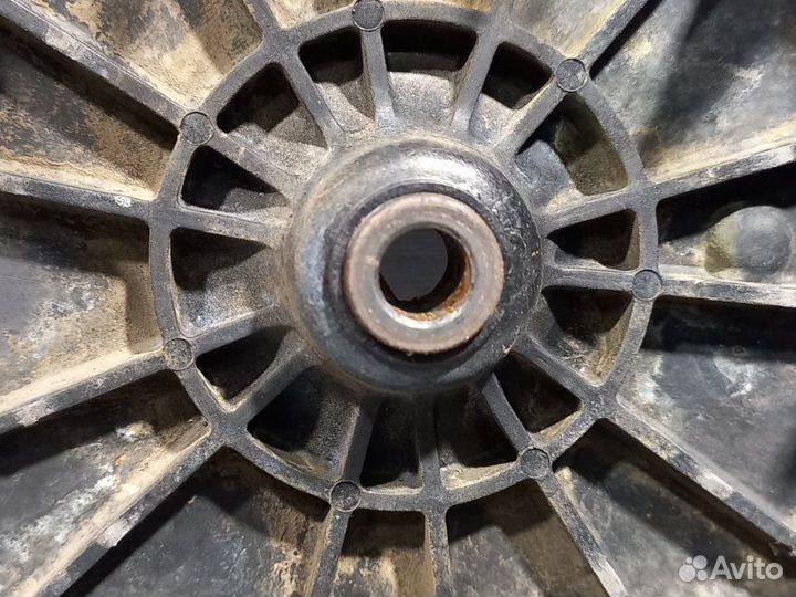 Крыльчатка вентилятора Renault Sandero 2