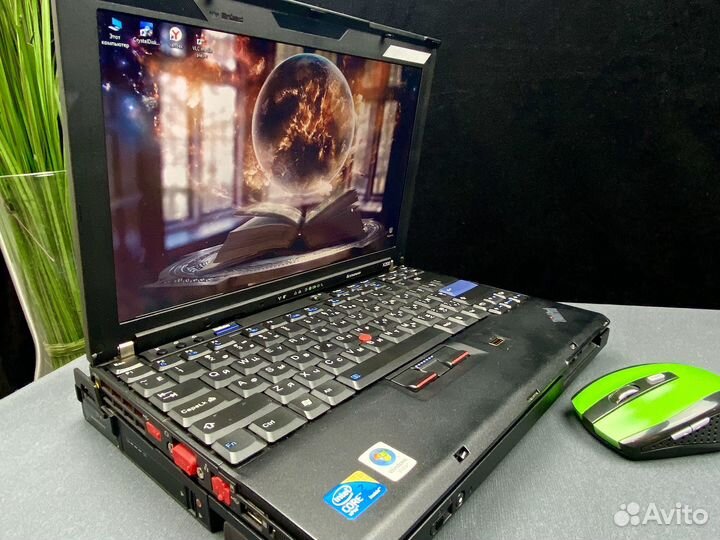 Шустрый Lenovo ThinkPad X200 с Док-станцией+мышь