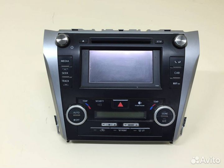 Магнитола Toyota Camry