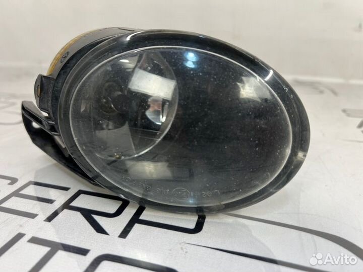 Фара противотуманная передняя левая Volkswagen