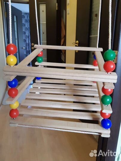 Детская качель подвесная