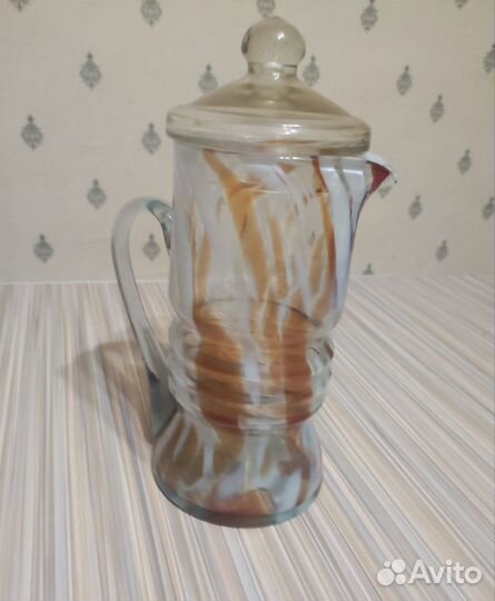 Кувшины и графины