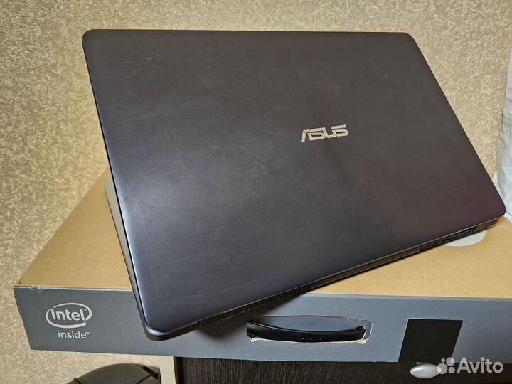 Большой Свежий Asus VivoBook 17/8GB/SSD 256GB