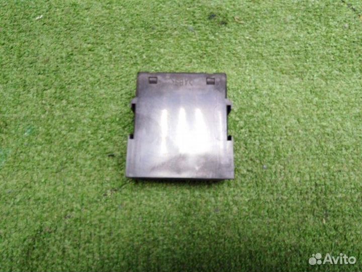 Блок управления подвеской Toyota Land Cruiser